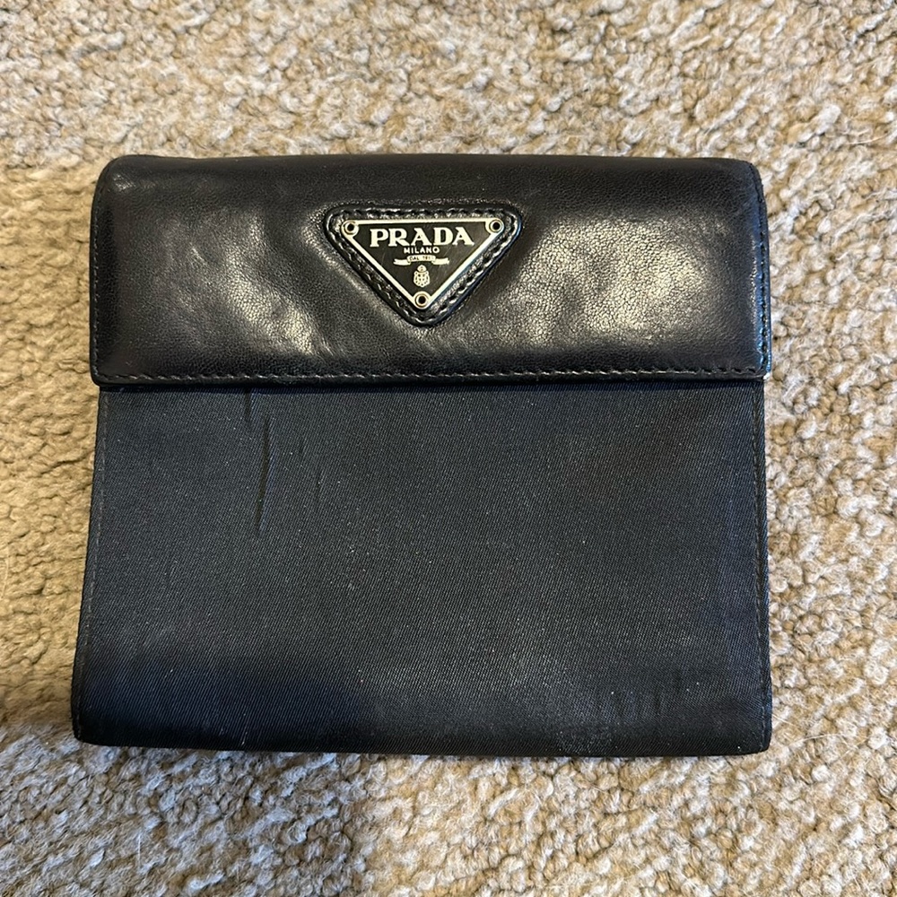 Prada wallet in pre owned condition